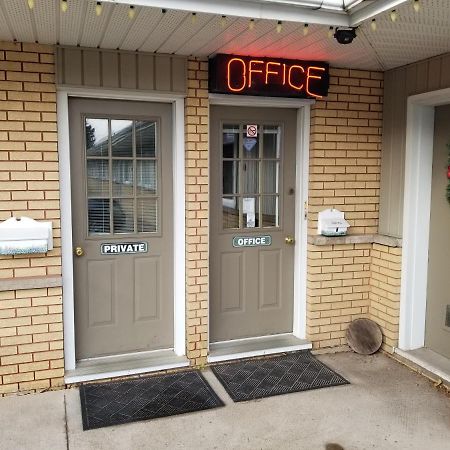 Adams Motel Sault Ste. Marie Eksteriør bilde