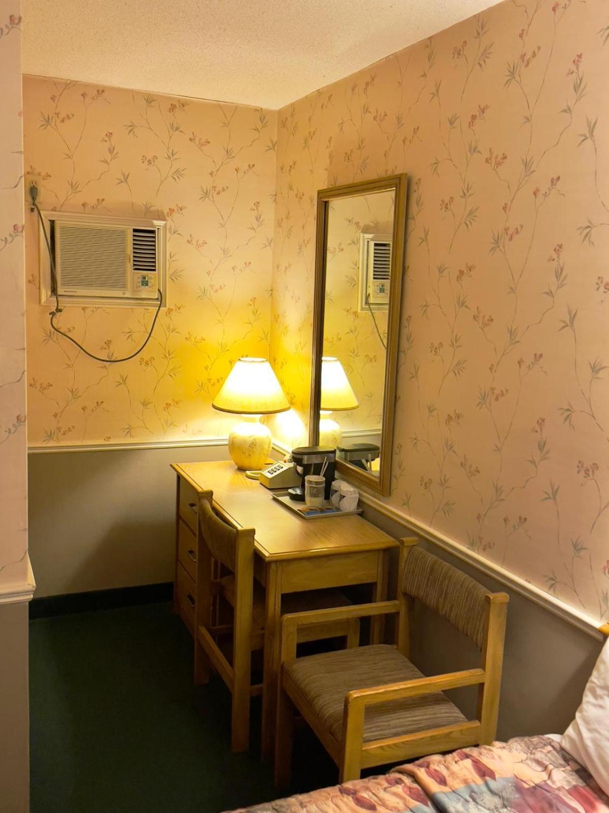 Adams Motel Sault Ste. Marie Eksteriør bilde